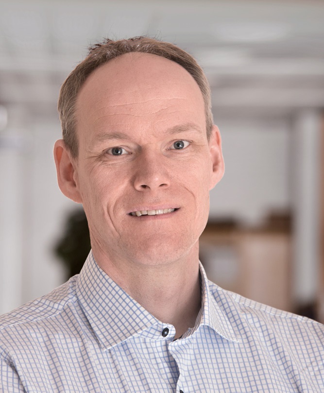 Robert Rønstad style=